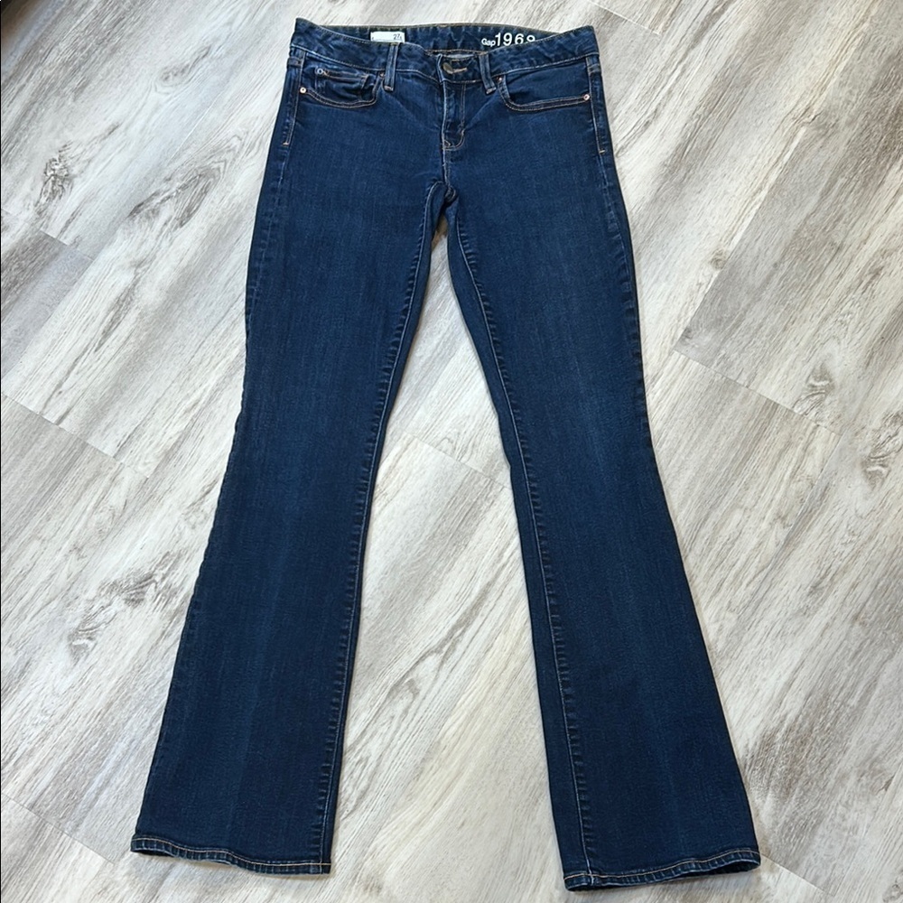 GAP Low Rise Curvy Bootcut Classic Dark Blue Wash Denim Jeans / Women’s Size 27L